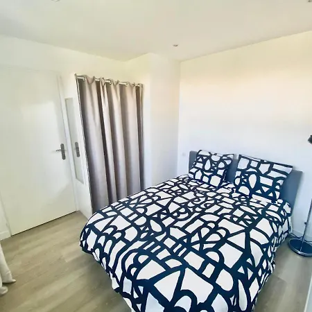 Les Halles Cote Jardin