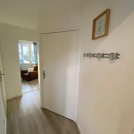 Les Halles Cote Jardin アパート