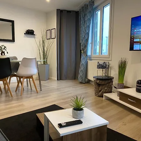 Lägenhet Les Halles Cote Jardin *